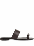 Giuseppe Zanotti - Norbert Leather Toe-Loop Sandals
