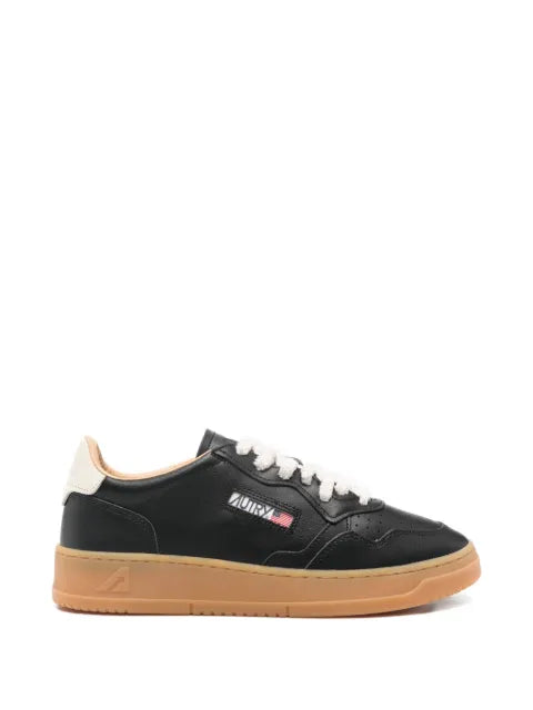 Autry - Medalist Perforated-Detail Logo-Patch Leather Sneakers