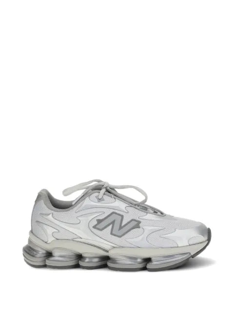 New Balance - Abzorb 2000 Lace-Up Sneakers